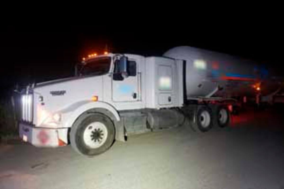 Guardia Nacional intercepta 60 mil litros de gas LP procedente de EU