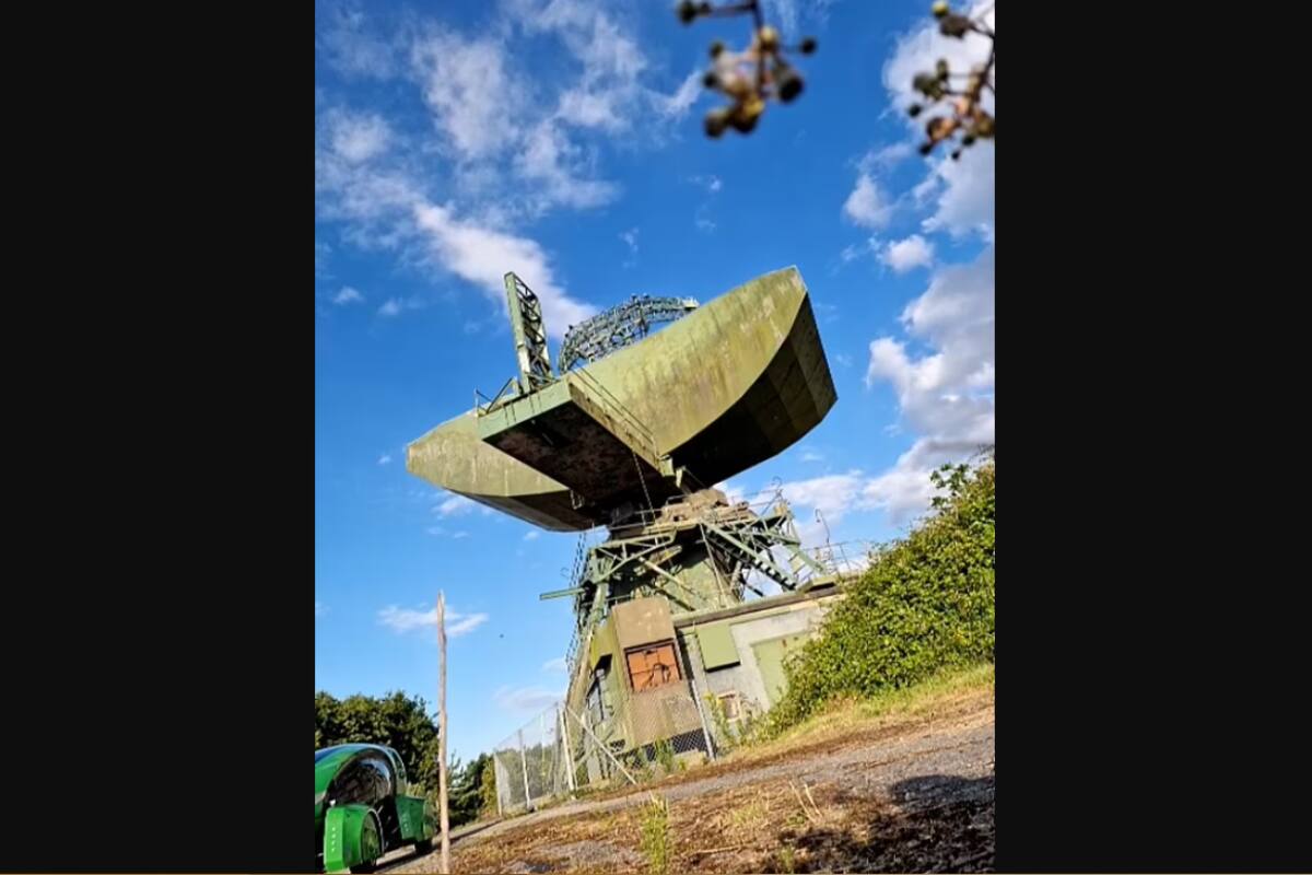 Reino Unido: Millonario compra un sistema de radar de la Era de la Guerra fría de 25 pies de altura "para cazar ovnis"