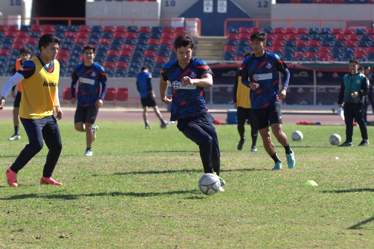 Van Cimarrones por liderato general de Liga Premier