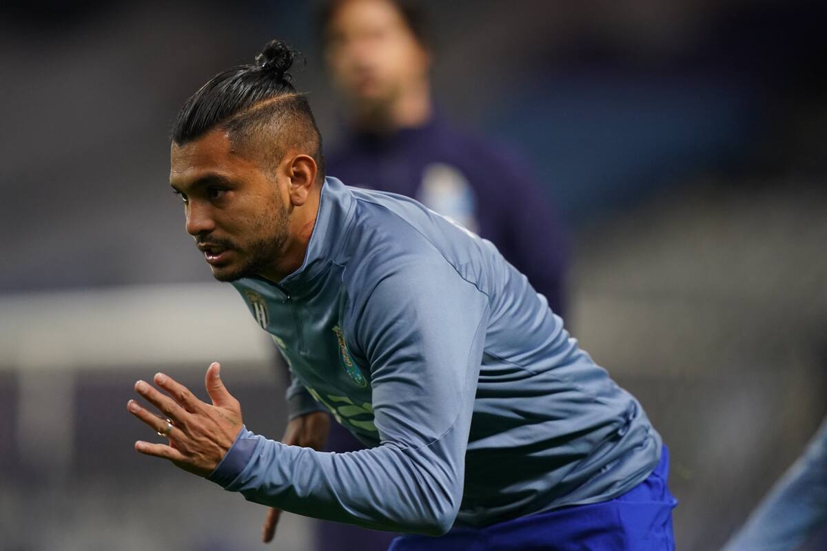Porto y el Tecatito regresan a la senda del triunfo