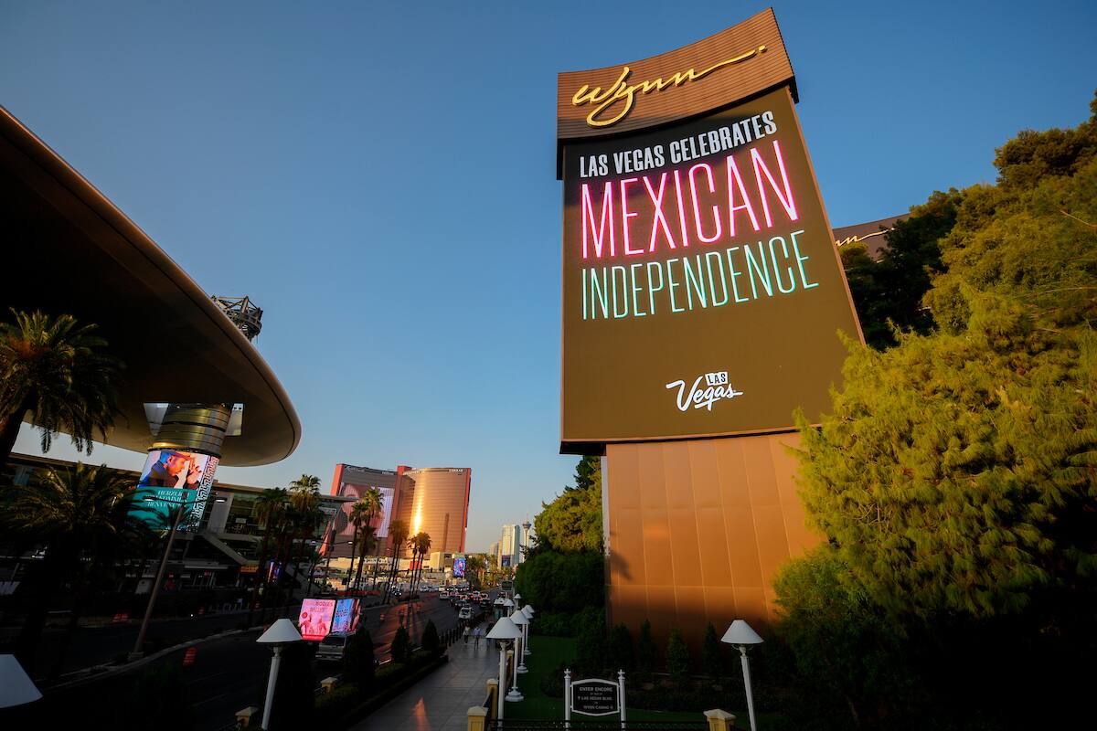 The marquee at Wynn celebrates Mexican independence Wednesday, September 14, 2021 in Las Vegas. (Sam Morris, LVCVA/Las Vegas News Bureau)