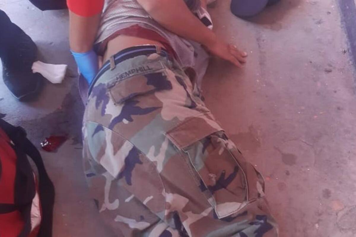 Atacan a balazos a joven de 15 años, lo rematan en hospital de Tecate