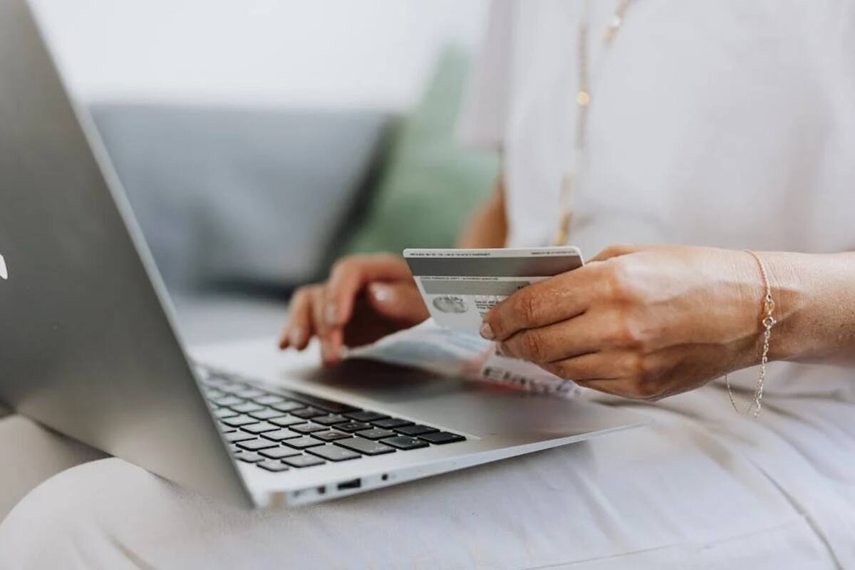 "Día de no comprar nada": ¿Qué es y por qué se celebra?