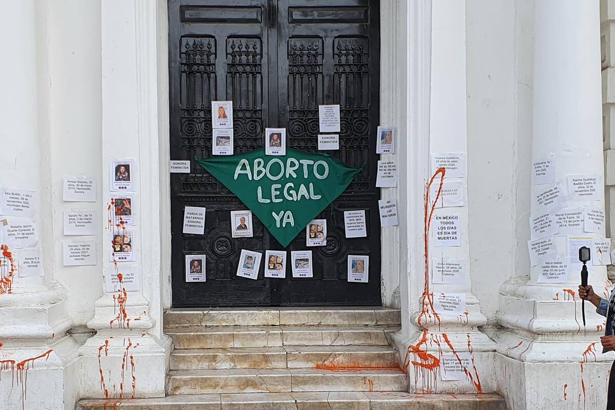 "Ser mujer en Sonora es sinónimo de riesgo y muerte": Feministas leen posicionamiento en Día Internacional de la Mujer