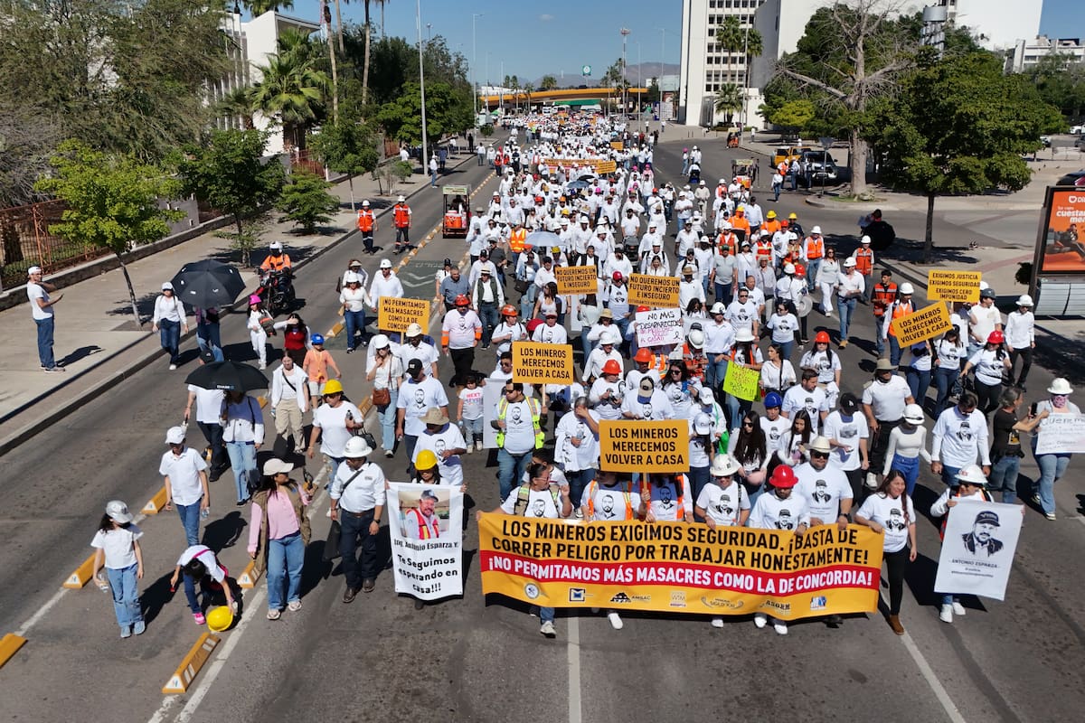 Claman por justicia por mineros muertos y desaparecidos