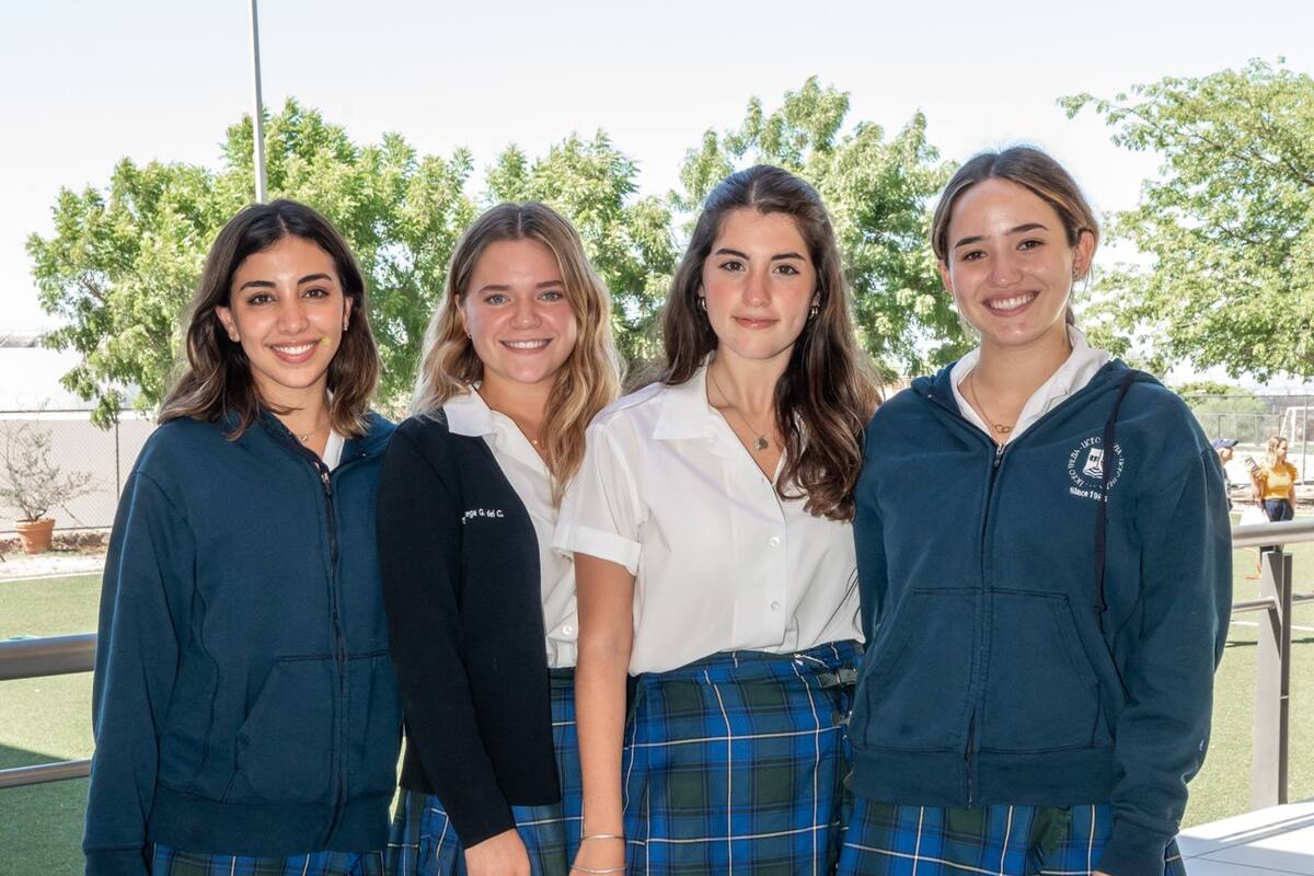 Liceo Thezia, estudiantes de “prepa”, listas para un nuevo paso