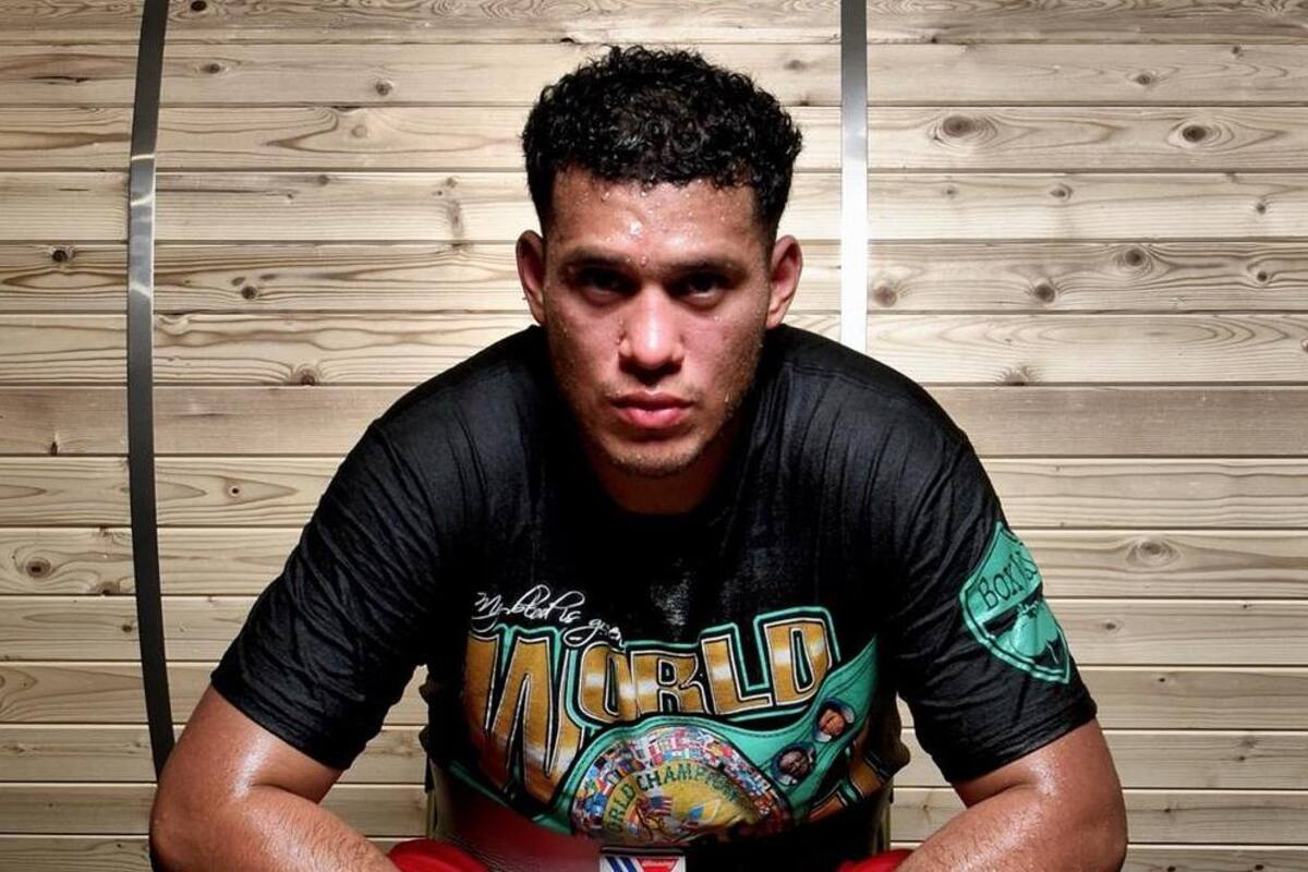David Benavidez da positivo a Covid y se pospone su pelea contra José Uzcategui