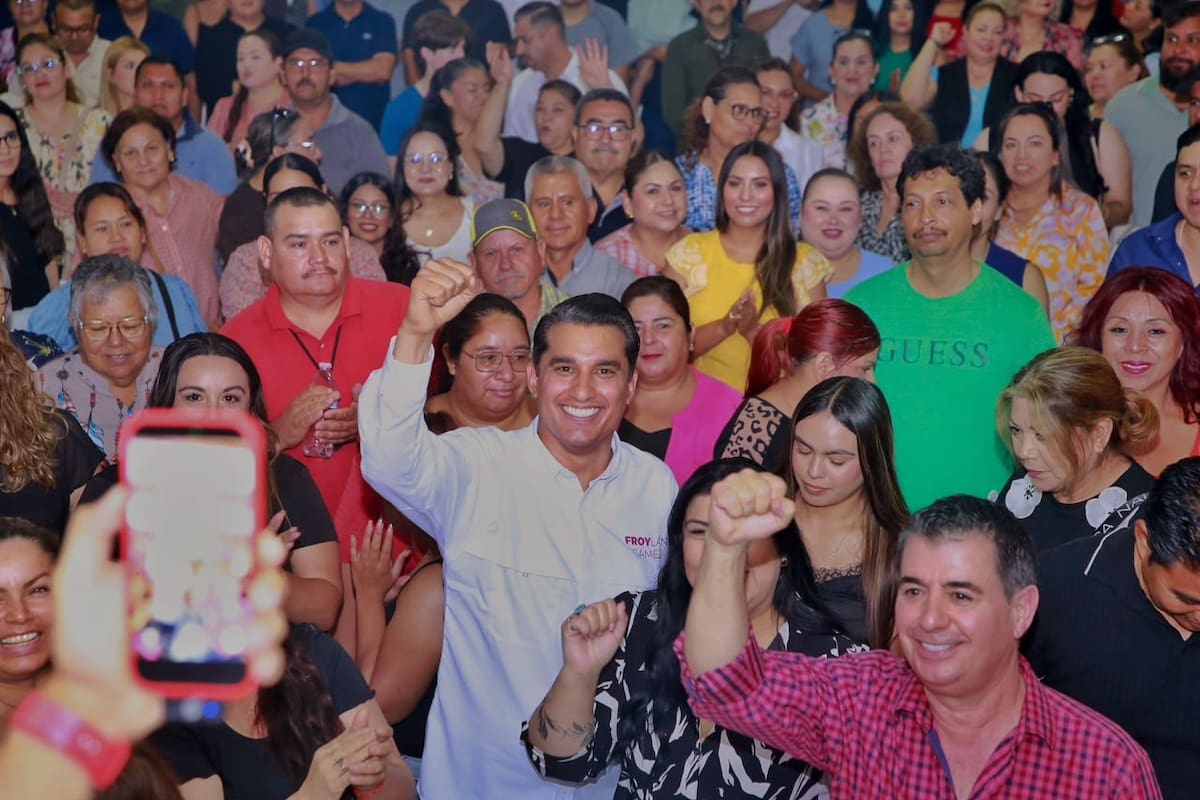 Froylán Gámez mantiene agenda en gran parte de Sonora