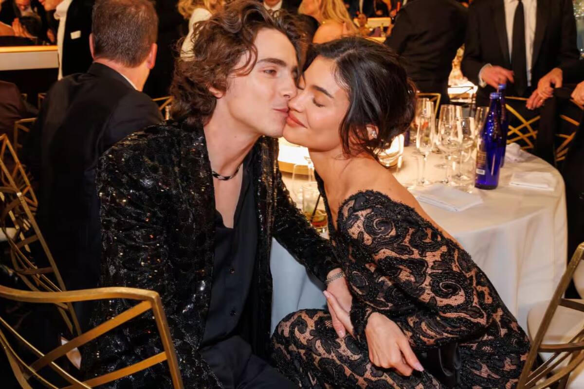Kylie Jenner y Timothée Chalamet disfrutan de una cita romántica en París