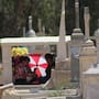 “Madre nomás hay una”: recuerdan a mamá entre flores y lágrimas en Panteón Pioneros