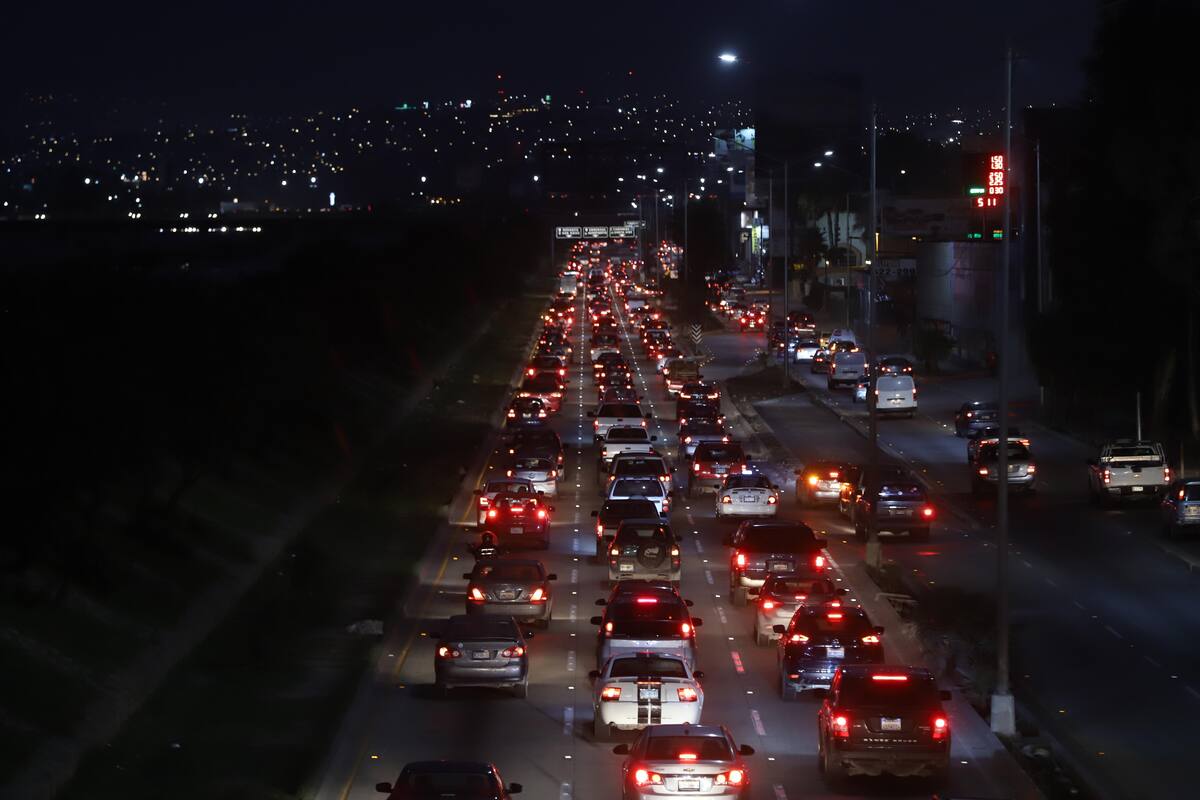 Genera pérdidas millonarias tráfico vehicular