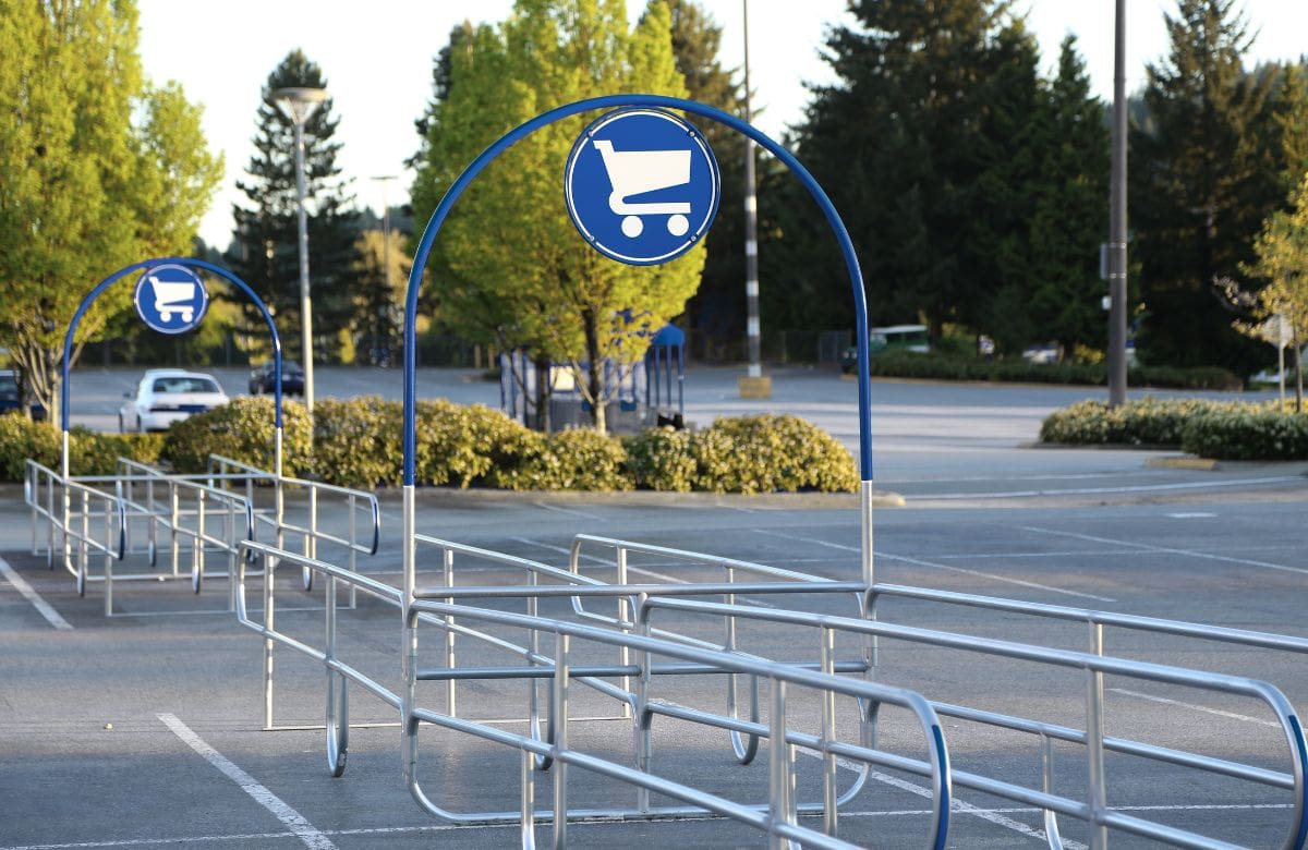 Regresar el carrito a su lugar es una acción sencilla que puede evitar molestias a otros clientes y trabajadores del supermercado. | Foto: Especial.