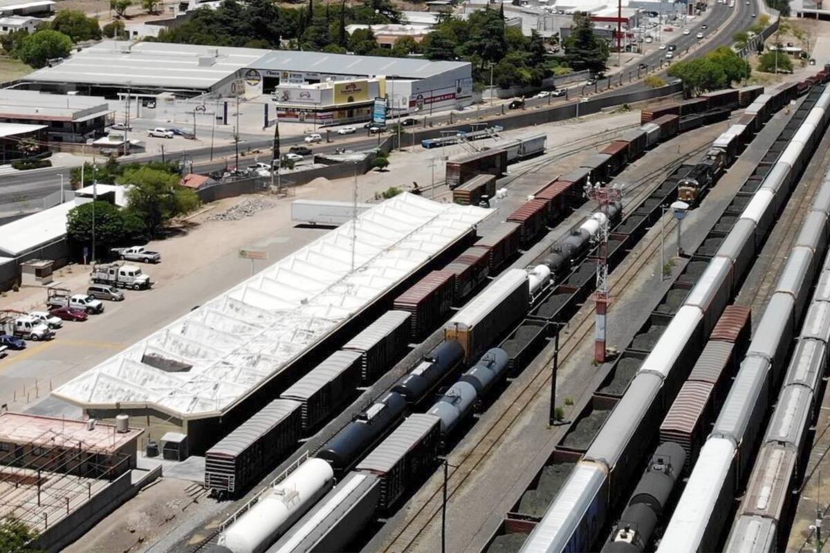 Queda varado el tren en el Centro de Nogales