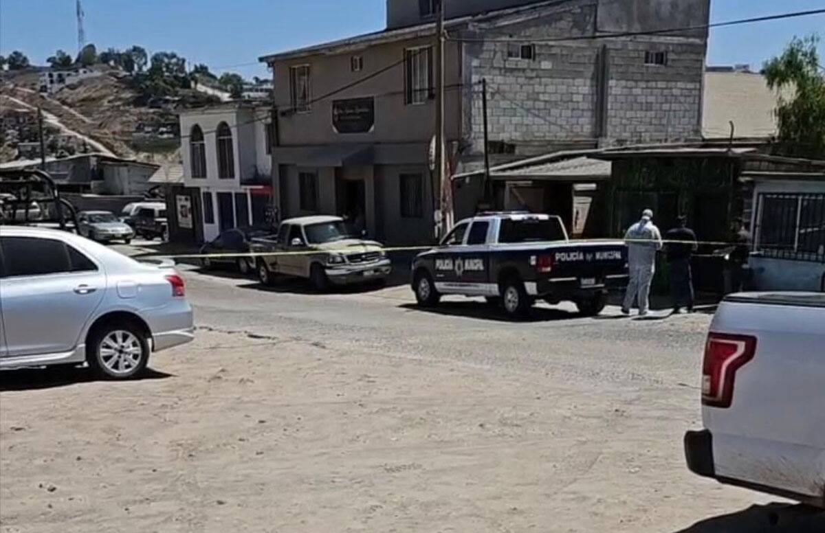 La víctima, identificada como Francisco “N” de 39 años, recibió varios impactos de bala en la espalda.