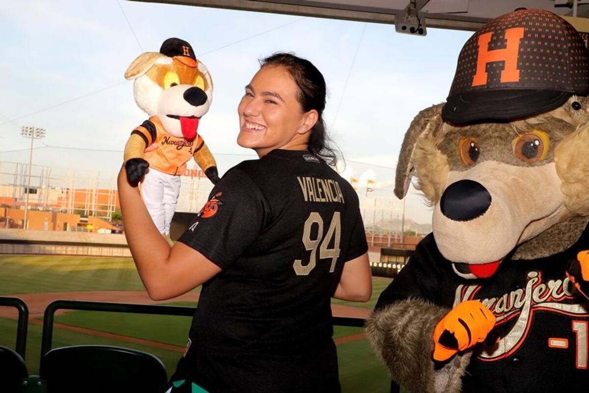 Reconoce Naranjeros de Hermosillo a Alejandra Valencia