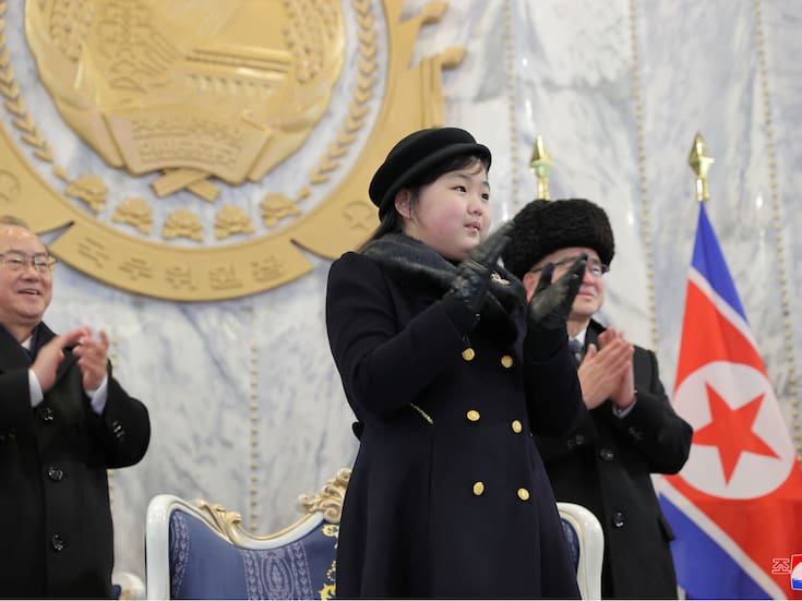Corea del Sur asegura que Kim Jong‑un designó a su hija adolescente Kim Ju‑ae como posible sucesora del régimen norcoreano