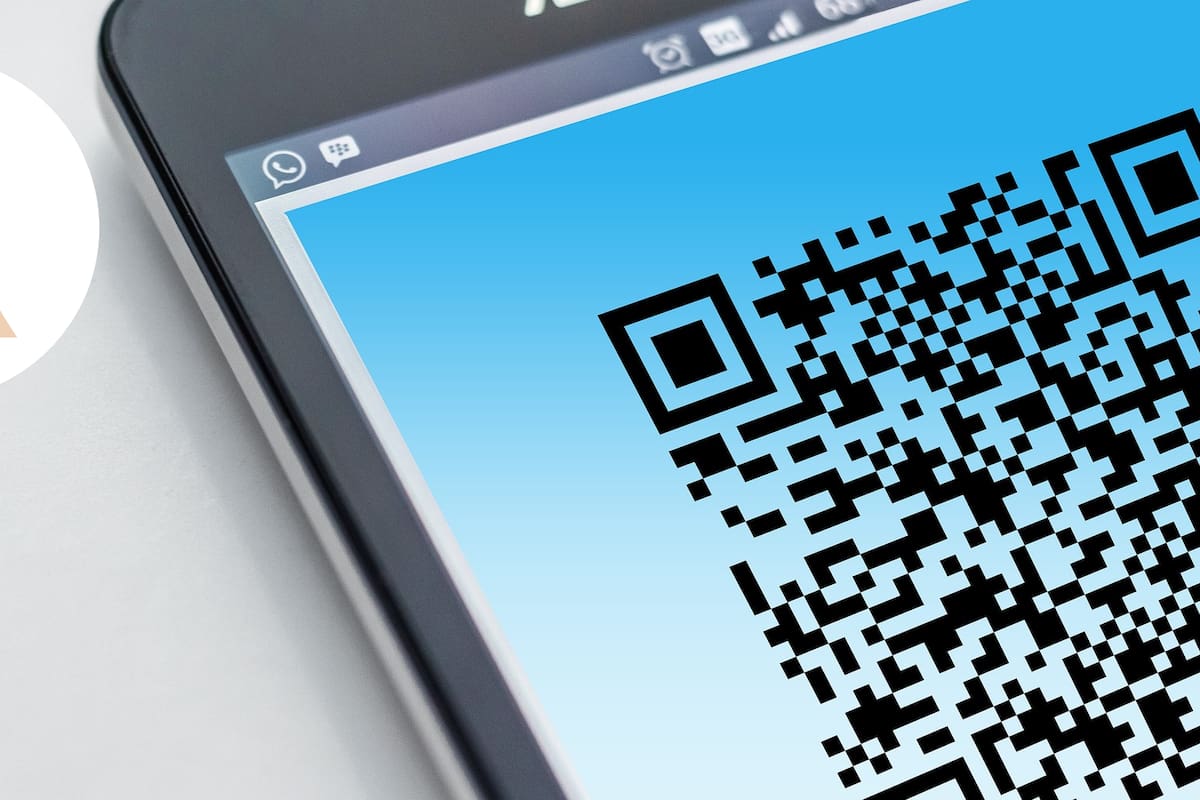 Policía Cibernética dice que hay códigos QR falsos afuera de tiendas y restaurantes en CDMX para robo de información