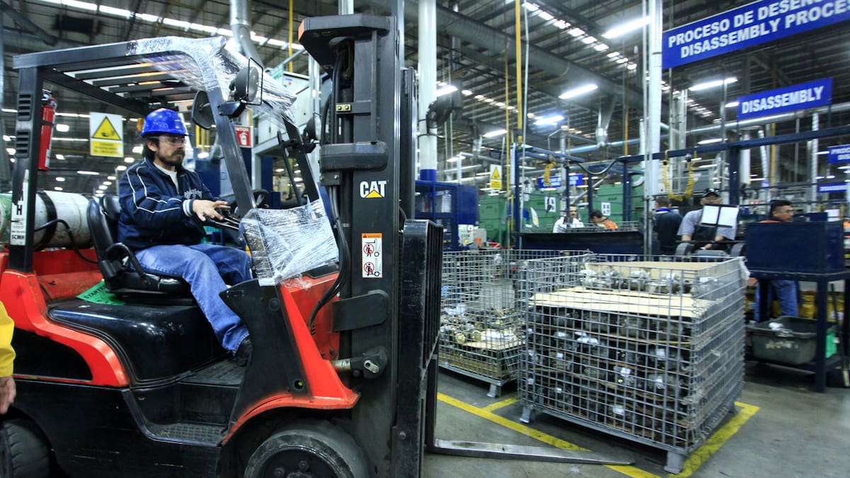 Productividad laboral en México se frena: IGPLE registra su menor crecimiento en tres años pese a repunte en actividades primarias