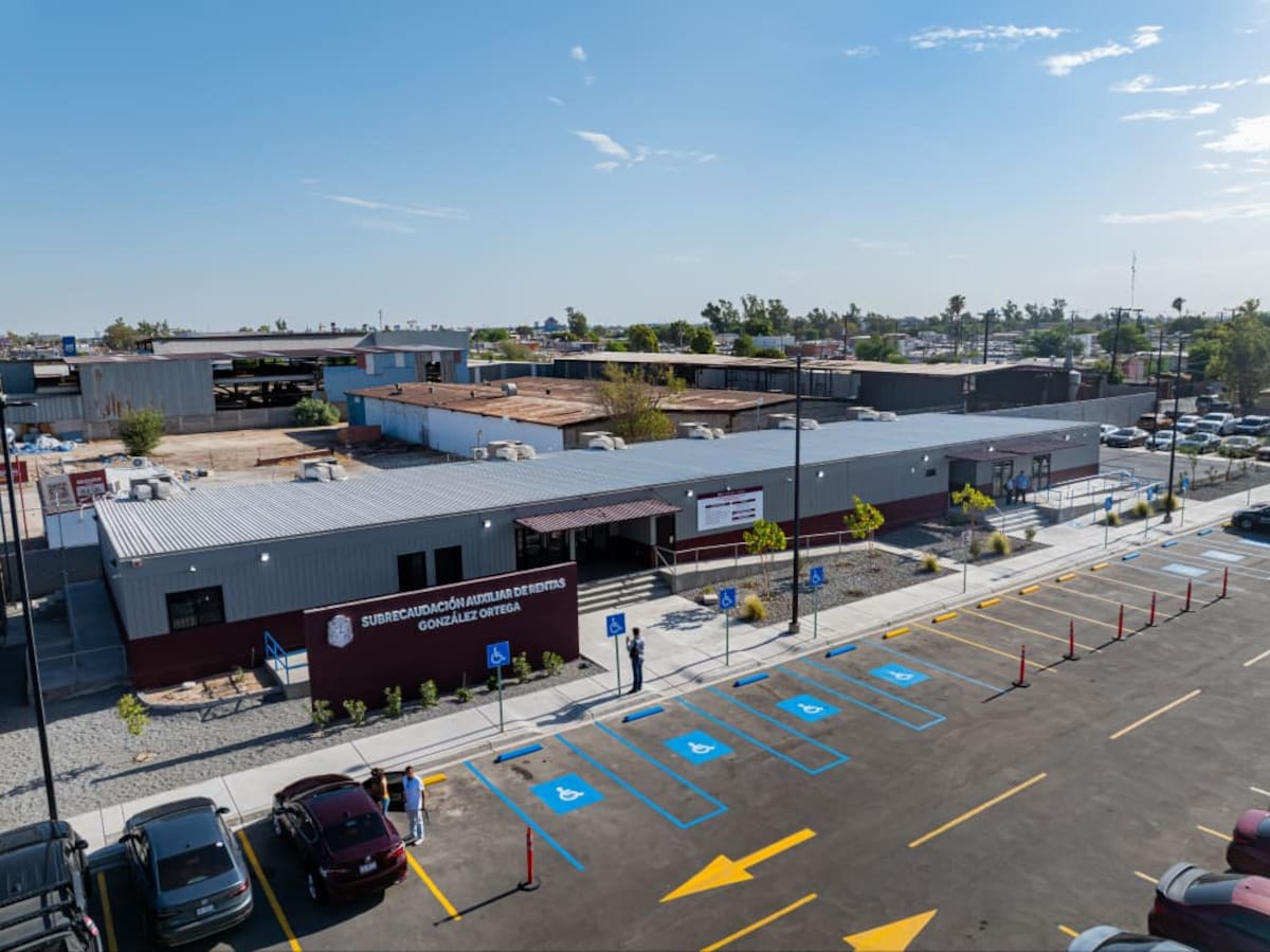 La nueva oficina en la zona oriente de Mexicali ofrecerá servicios de control vehicular, licencias e impuestos estatales, beneficiando a cerca de 300 mil contribuyentes.
Foto: Cortesía.