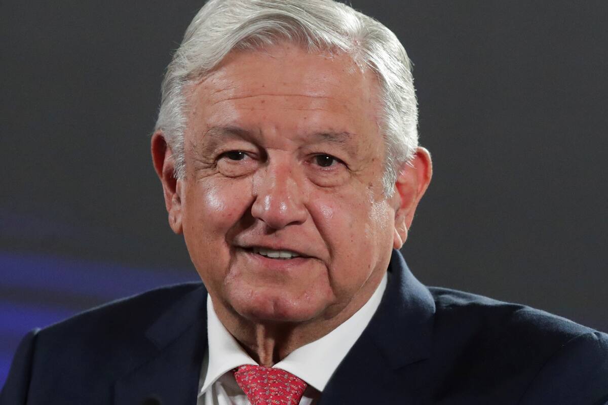AMLO se reúne con empresarios: Promete que no habrá alza de impuestos; Claudio X González, asegura: "nos fue bien"