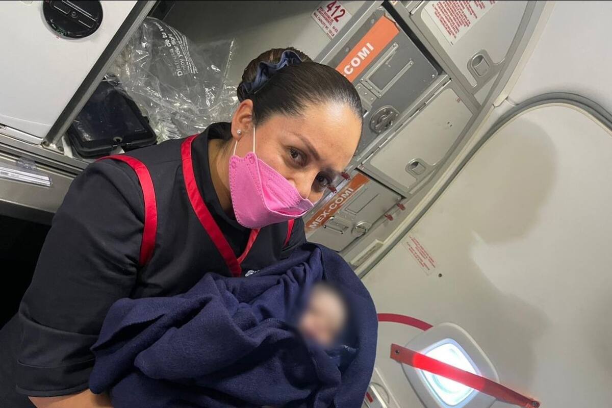Bebé nace en el vuelo de Aeroméxico