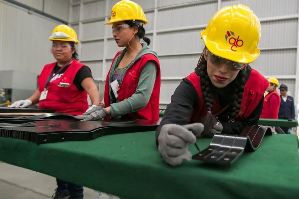 Diversifican participación de mujer en industria, pero falta mayor ocupación en puestos gerenciales
