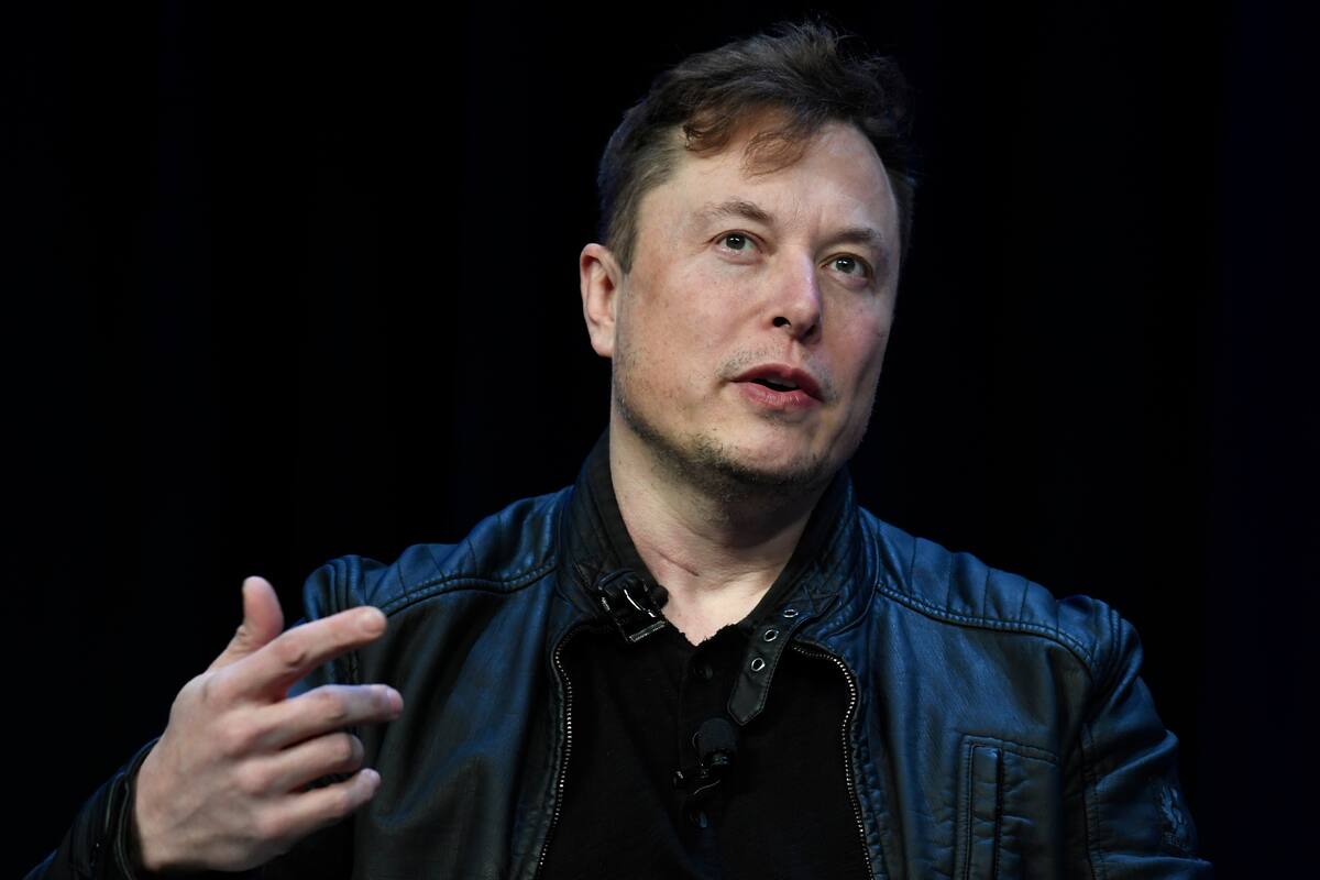 Elon Musk dice que los ingenieros de Tesla dormirán en la línea de producción