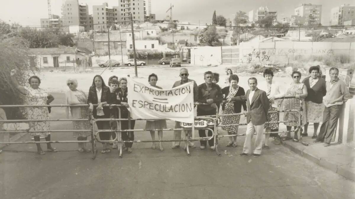 Cuando un barrio de Madrid se declaró independiente y pidió asilo a Fidel Castro: la increíble historia del Reino de Belmonte