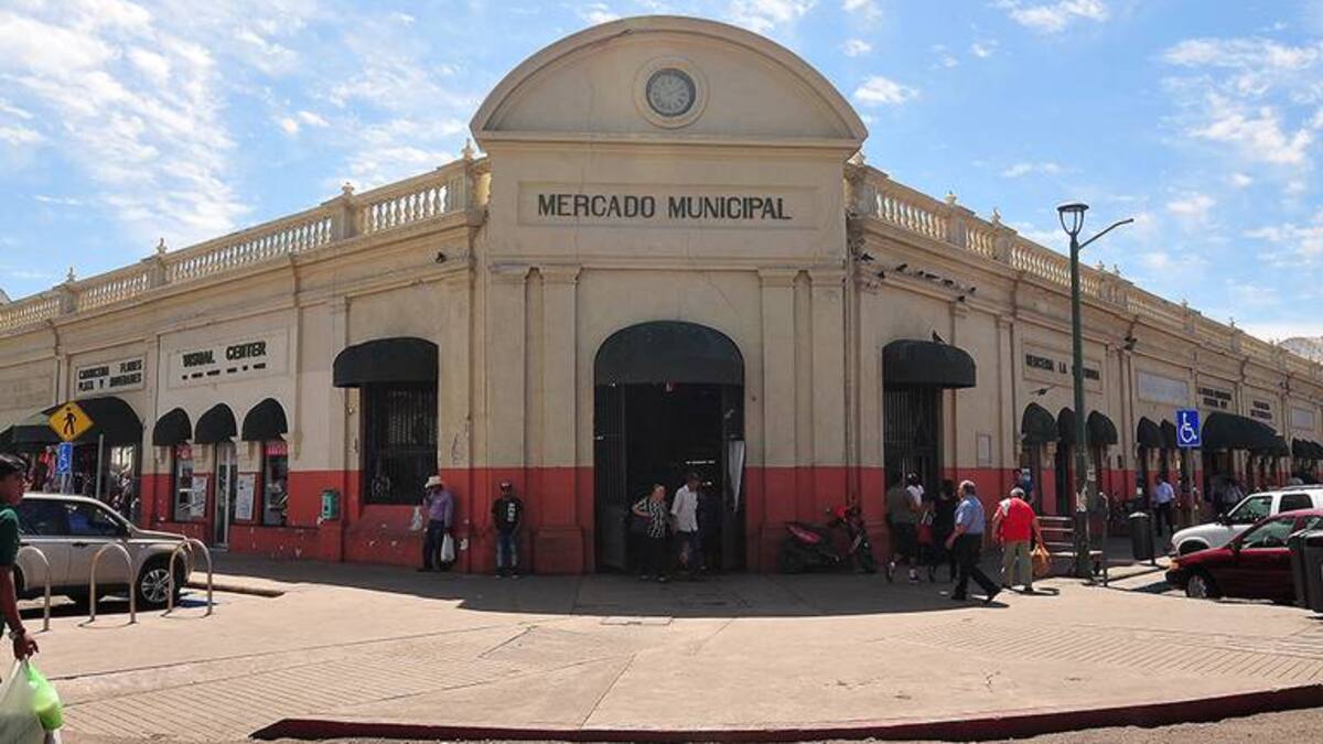 Locatarios del Mercado Municipal Número Uno en Hermosillo esperan repunte en ventas decembrinas desde su ubicación temporal