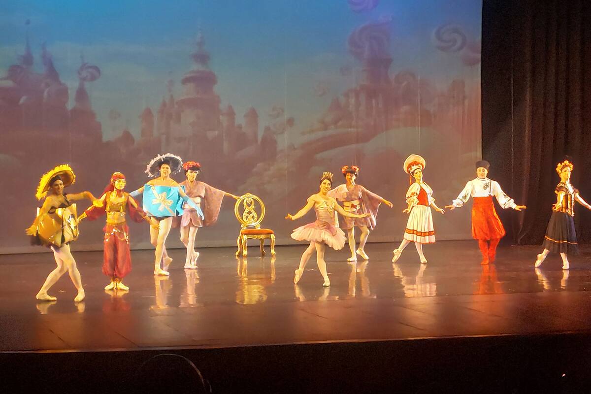 Ballet clásico y humor se conjugan en ‘Men in Pink Tights’ en el Cecut