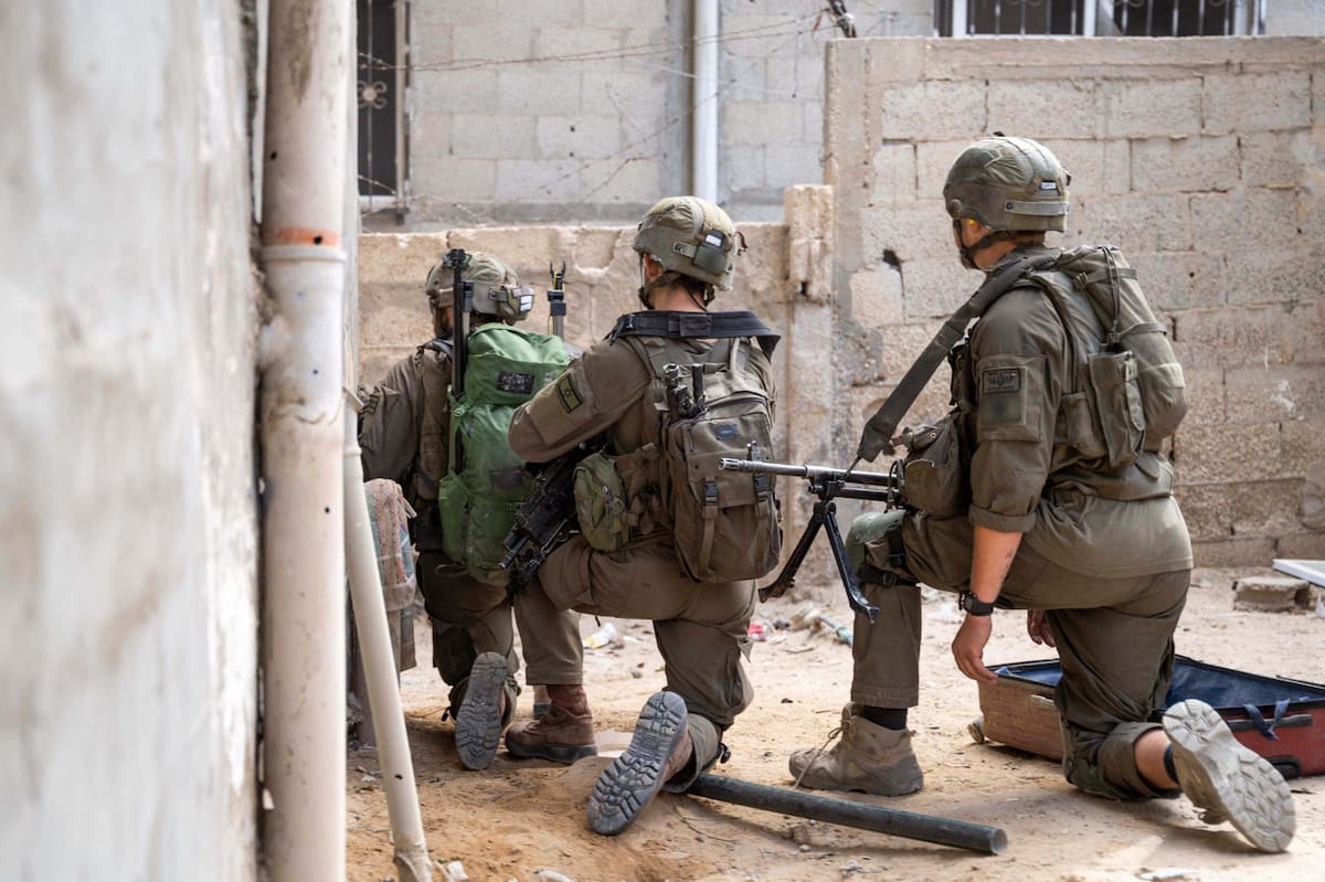 Soldados israelíes durante una operación en Rafah. | EFE