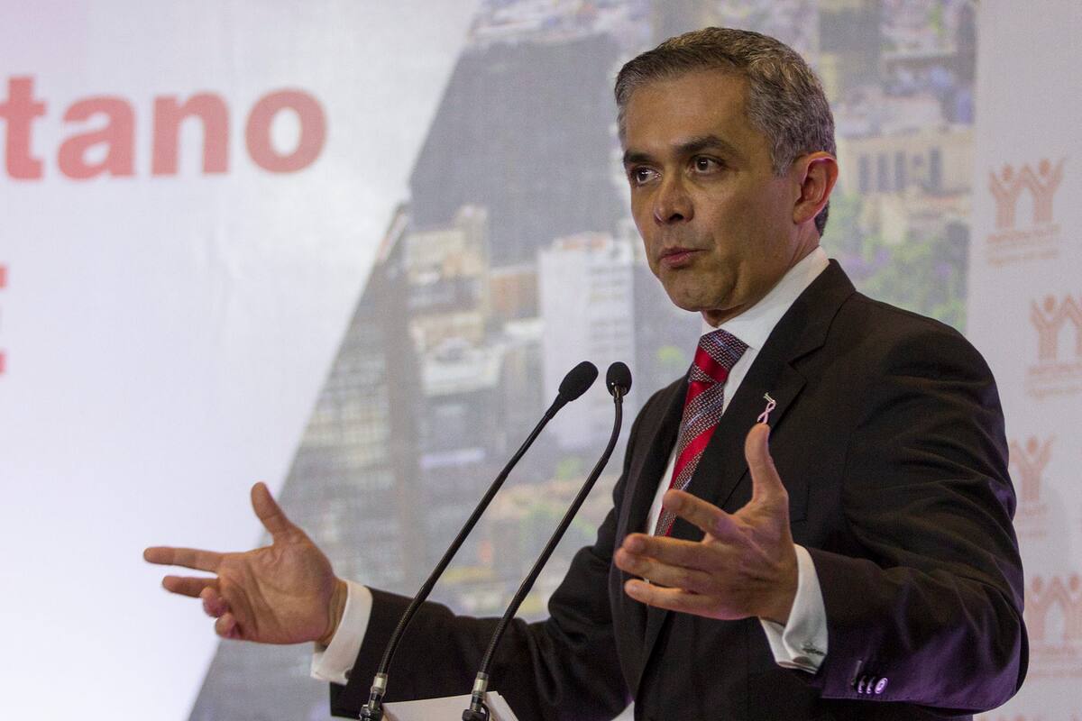 Metro CDMX: Mancera asegura que información de mantenimiento a L12 está en archivos institucionales