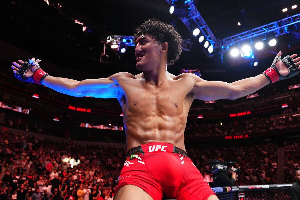 Raúl Rosas Jr. brilla en su debut en Noche UFC con victoria sobre Aoriqileng