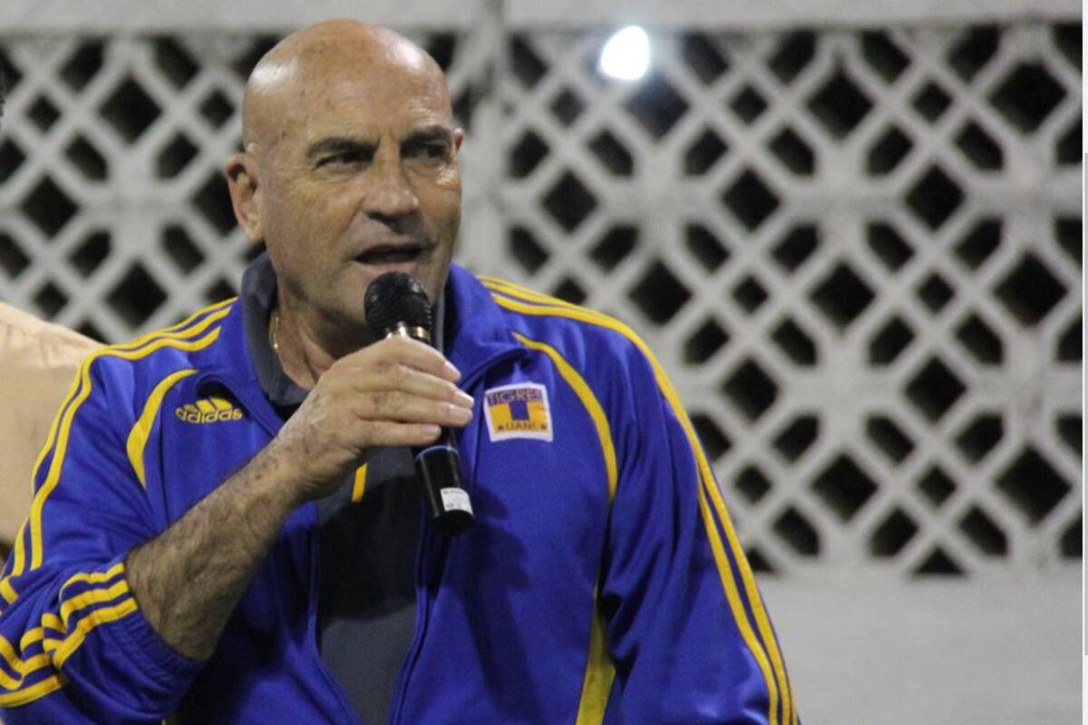 Muere Osvaldo Batocletti, DT campeón de Liga MX Femenil