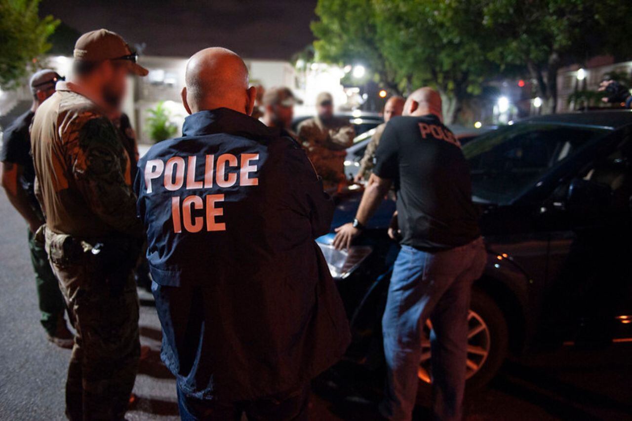 U.S. Immigration and Customs Enforcement (Foto ilustrativa de agentes del ICE)
