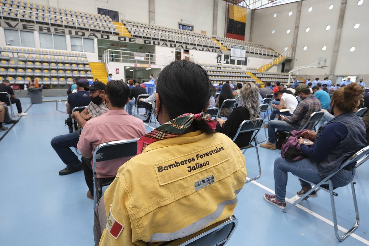 Reabren registro para vacunación de mayores de 30 años en Guadalajara