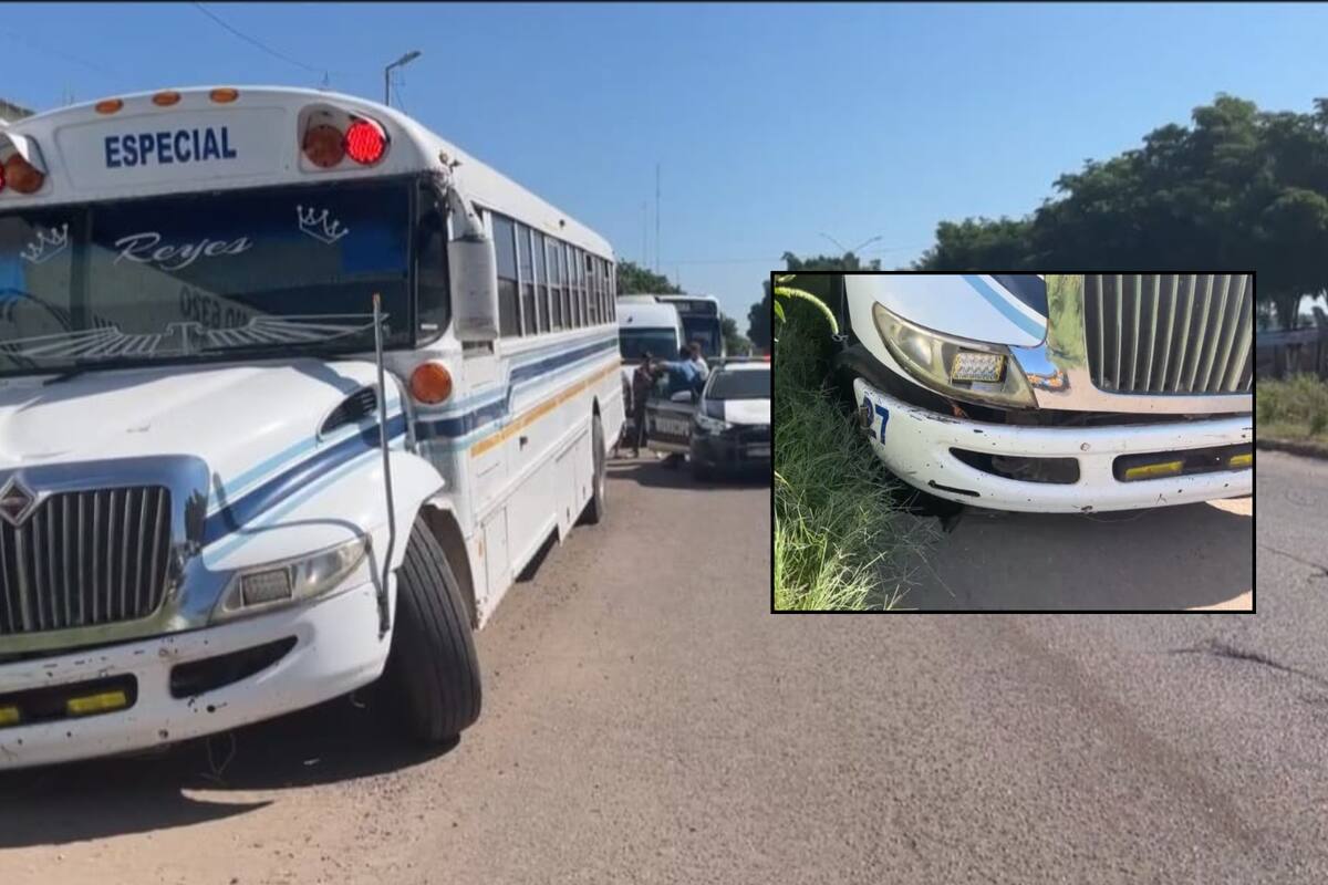 Cae camión en socavón en Ciudad Obregón