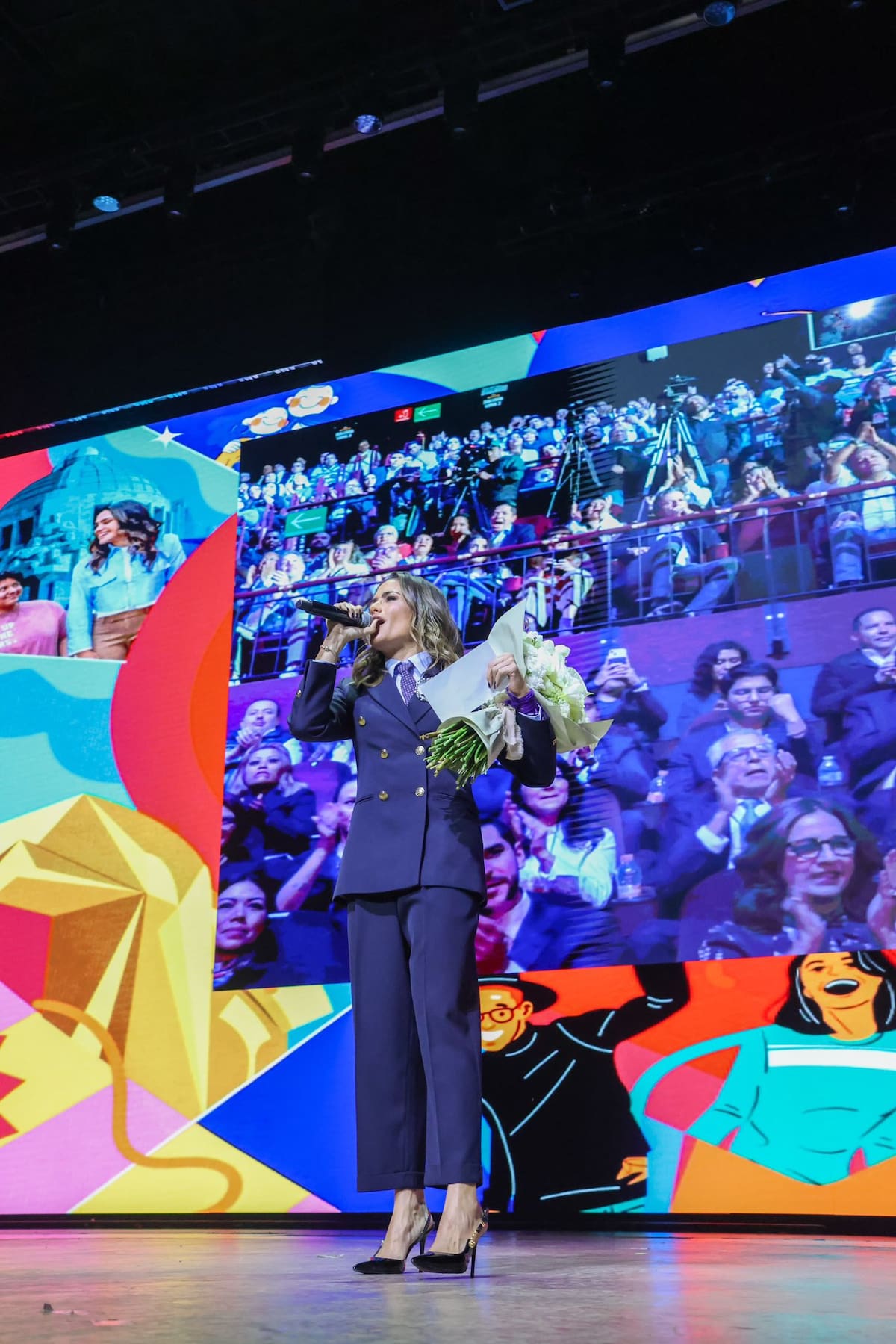 Primer Informe de Alessandra Rojo de la Vega.