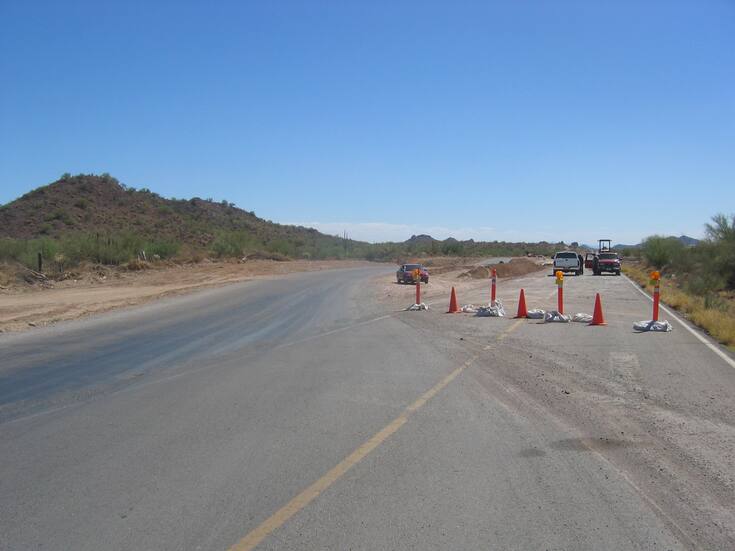 Ataque armado deja dos heridos en carretera Sonoyta-Caborca