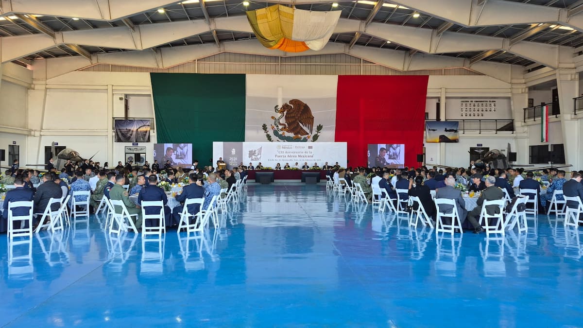 El evento se llevó a cabo en la Base Aérea Militar No. 18, ubicada en la capital sonorense.