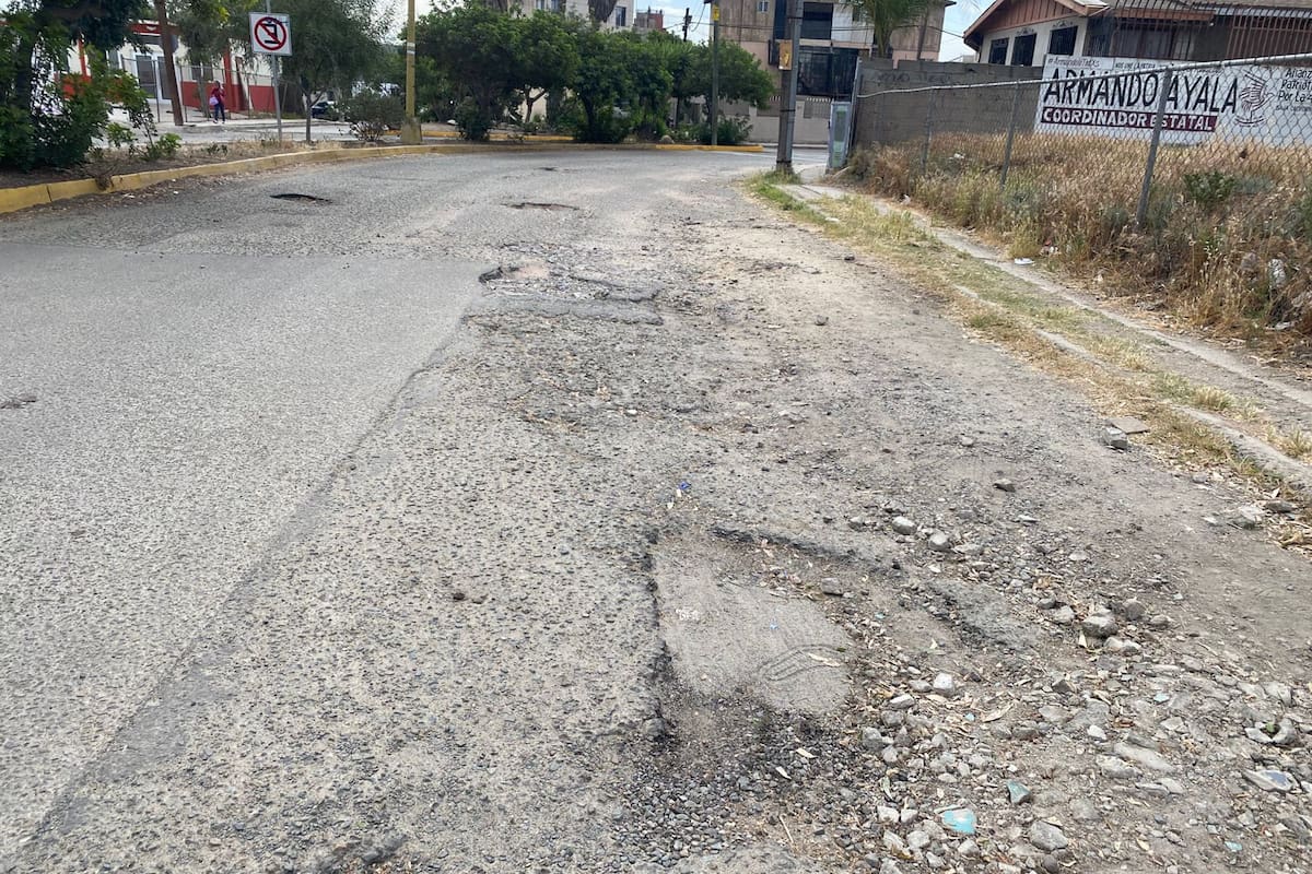 Vecinos de Otay Delicias piden reparación de vialidades