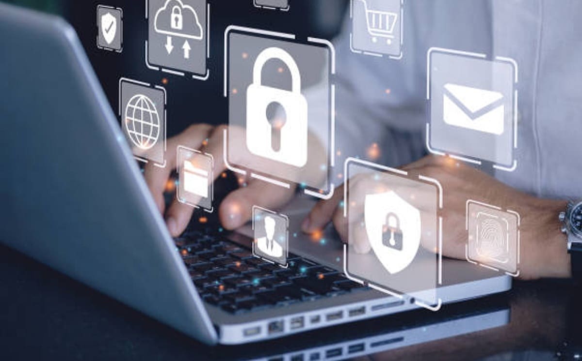 Al trabajar juntos para estar alertas y tomar medidas preventivas, podemos ayudar a reducir el impacto del fraude y proteger nuestras finanzas y nuestra identidad en línea.