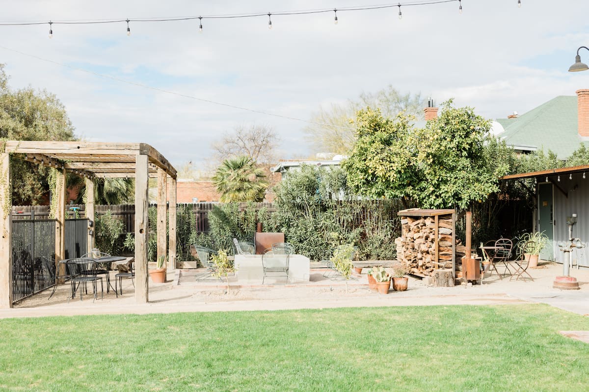 Familia desentierra un refugio antiaéreo de la Segunda Guerra Mundial en su patio en Inglaterra