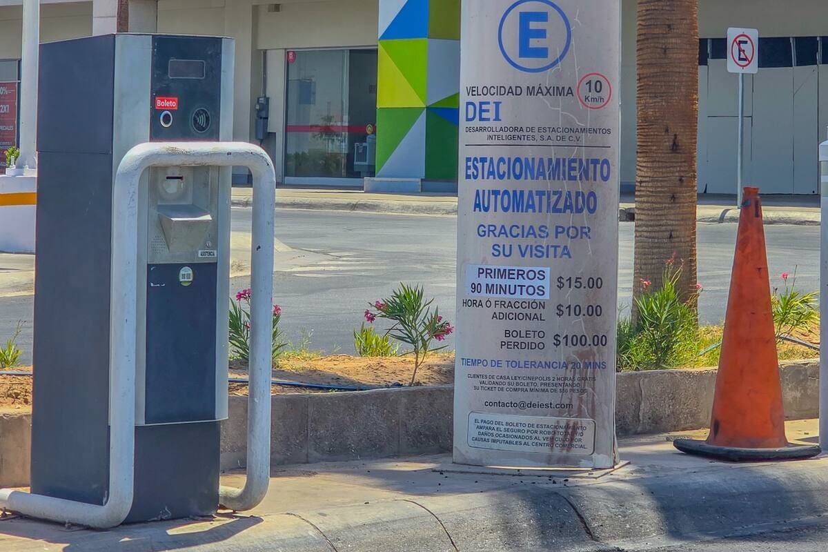 Tras un mes de inspecciones, incumplen plazas comerciales tiempos de cortesía