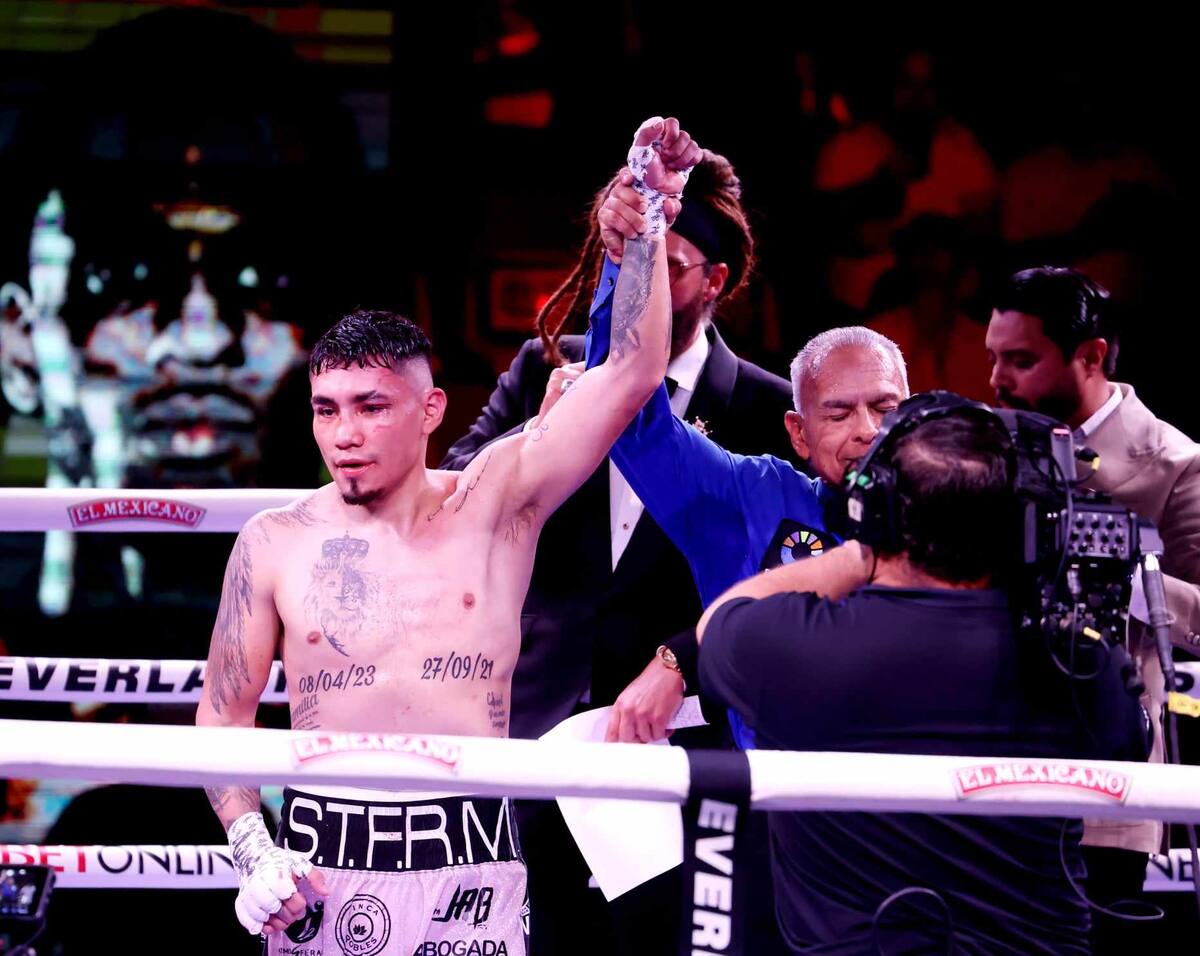 “Rocky” Hernández vence a Thomas Mattice en la Arena Sonora. Foto: Julián Ortega