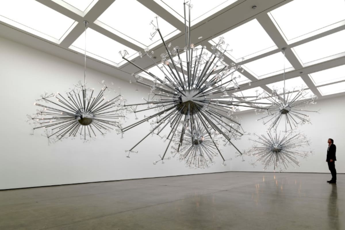Island Universe: Explora el multiverso de Josiah McElheny en el LACMA