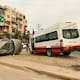 Choque entre unidad de transporte y camioneta genera tráfico en Vía Rápida Alamar