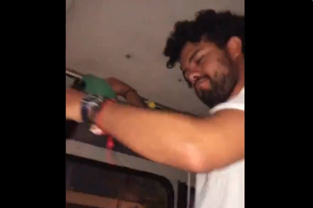 Video viral: Joven renta un microbús para festejar su cumpleaños y recibe críticas