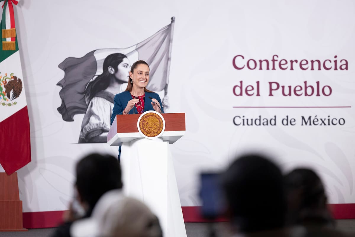 Cuauhtémoc, Ciudad de México. 4 de marzo 2026. La presidenta constitucional de los Estados Unidos Mexicanos, la Doctora Claudia Sheinbaum Pardo en conferencia de prensa matutina en el salón de la Tesorería de Palacio Nacional. | Foto: Gabriel MonroyPresidencia