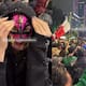 Kenia Os celebró el triunfo de México en el Ángel de la Independencia con máscara y logró pasar desapercibida entre cientos de aficionados en Paseo de la Reforma